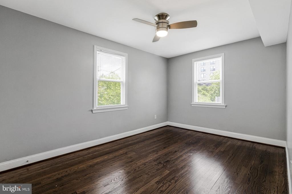 19 Atlantic Street Se - Photo 19