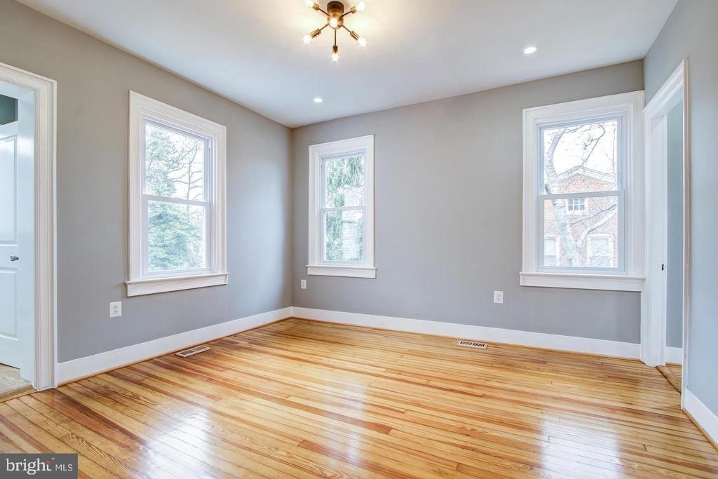 4008 12th Street Ne - Photo 22
