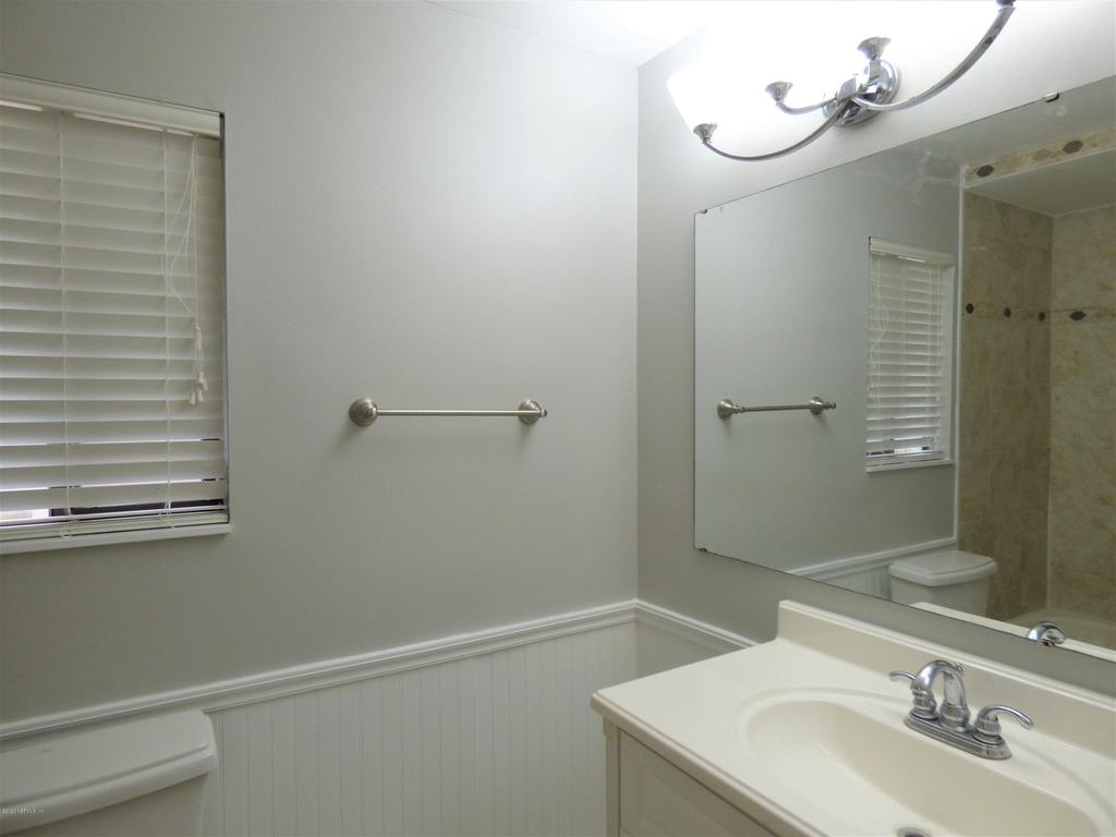 10526 Anchorage Cove Lane - Photo 7