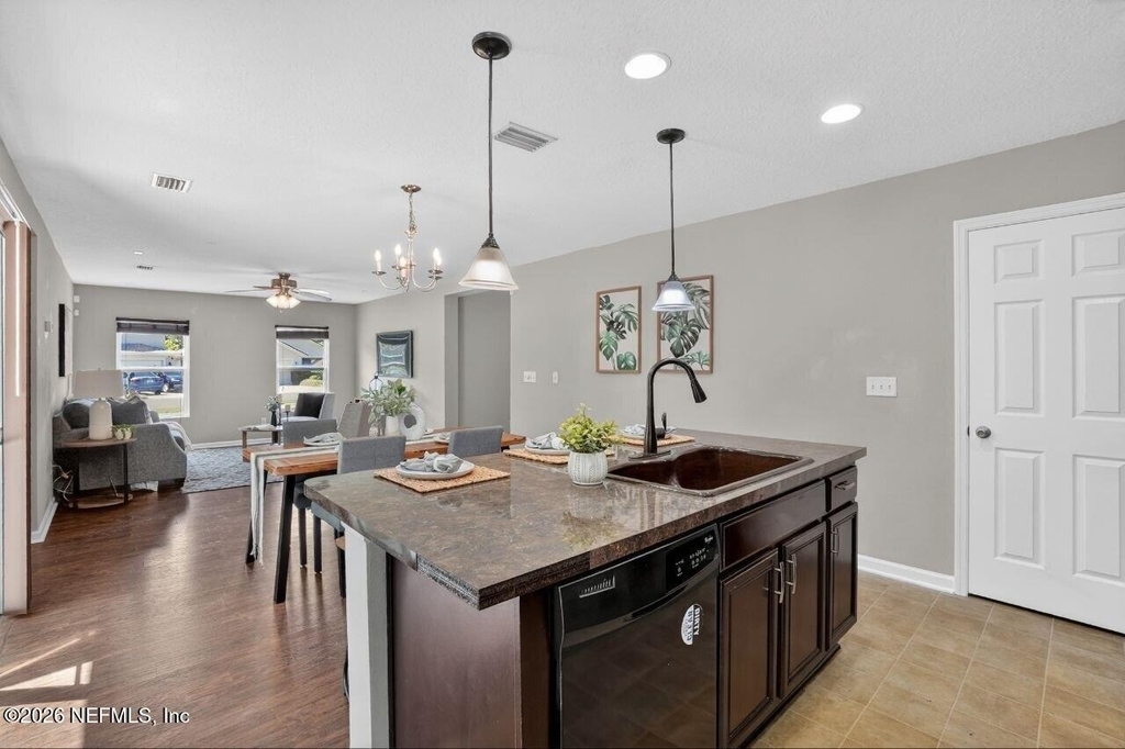 12190 Alexandra Drive - Photo 5