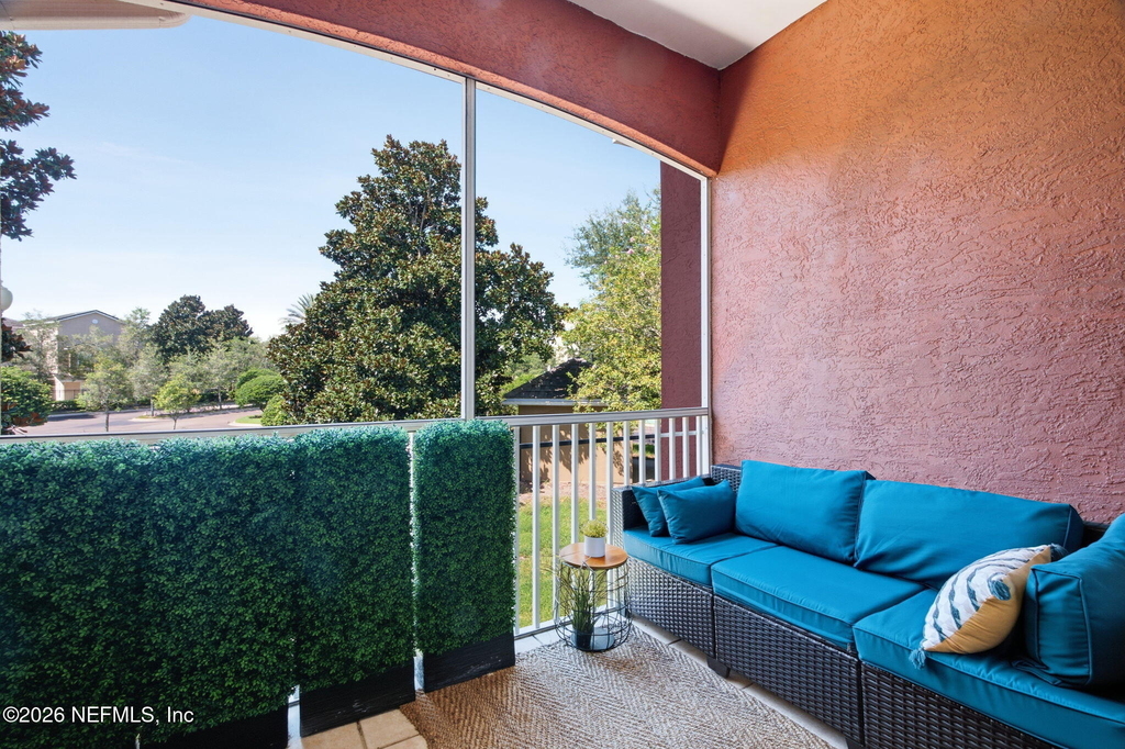 10075 Gate Parkway N - Photo 17