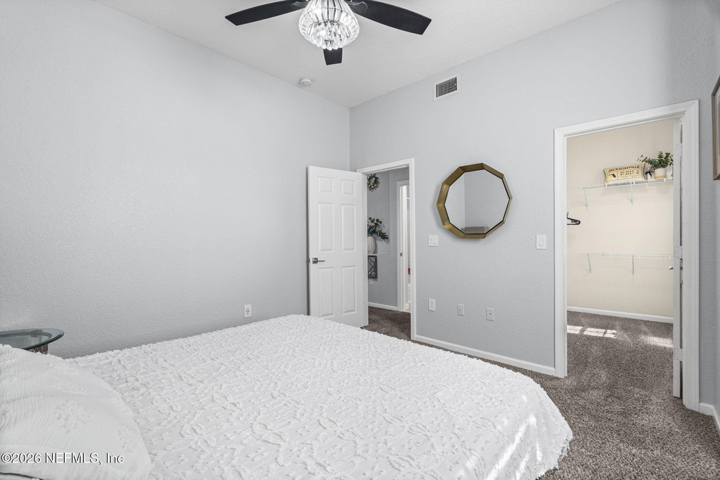 10075 Gate Parkway N - Photo 16