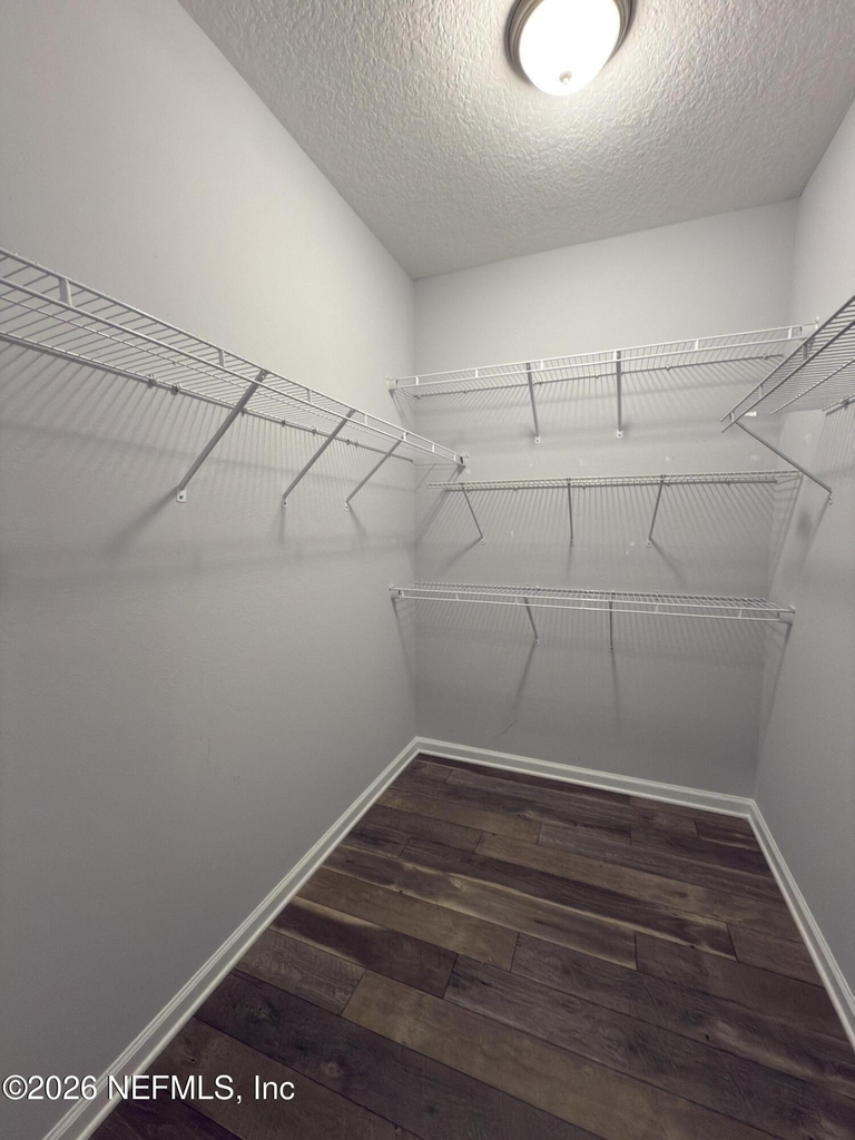 10680 Vaughan Avenue - Photo 9