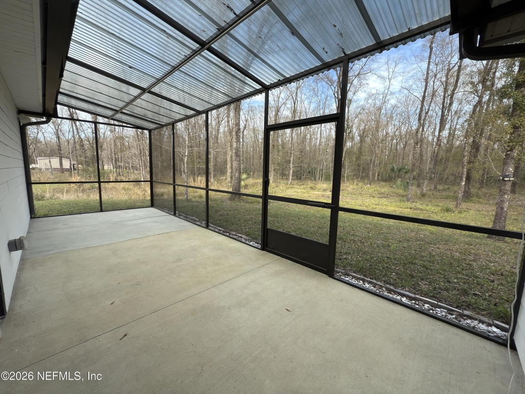 10680 Vaughan Avenue - Photo 22