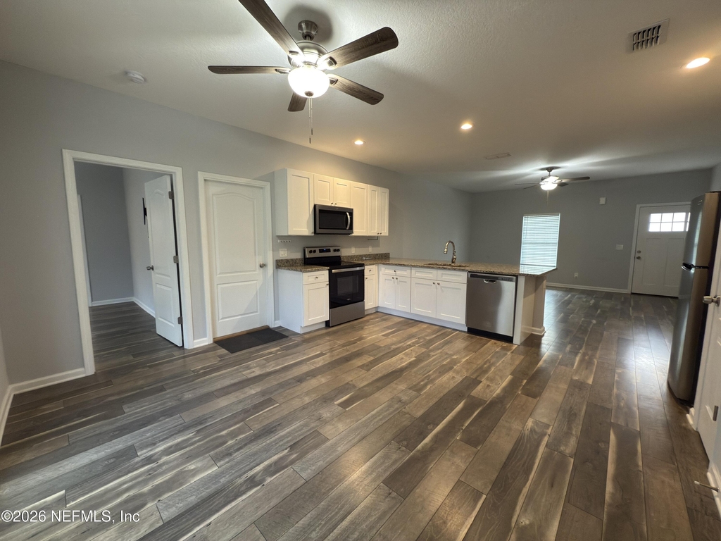 10680 Vaughan Avenue - Photo 5