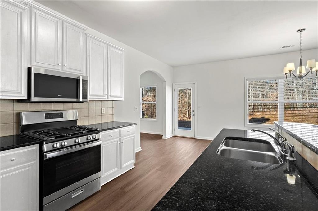 221 Cutbank Court Sw - Photo 9