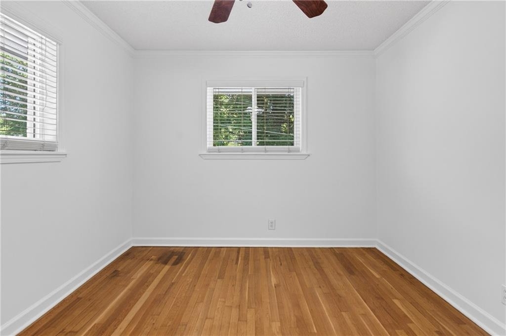 255 Jefferson Place - Photo 11