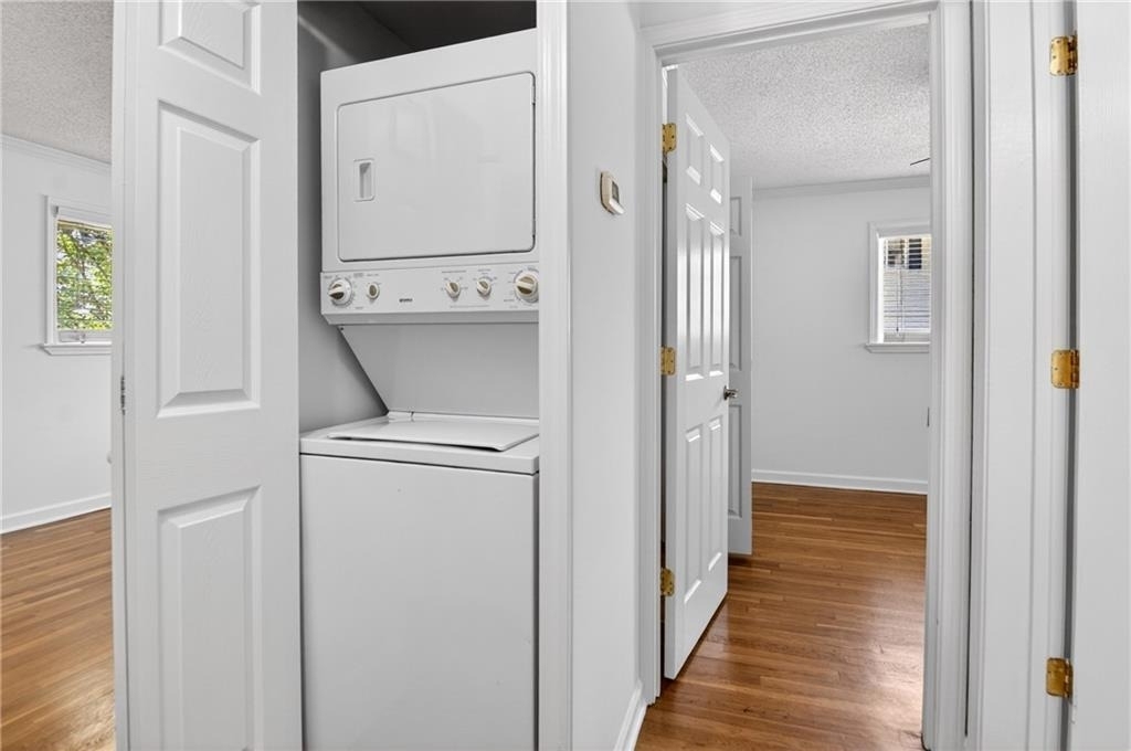 255 Jefferson Place - Photo 12