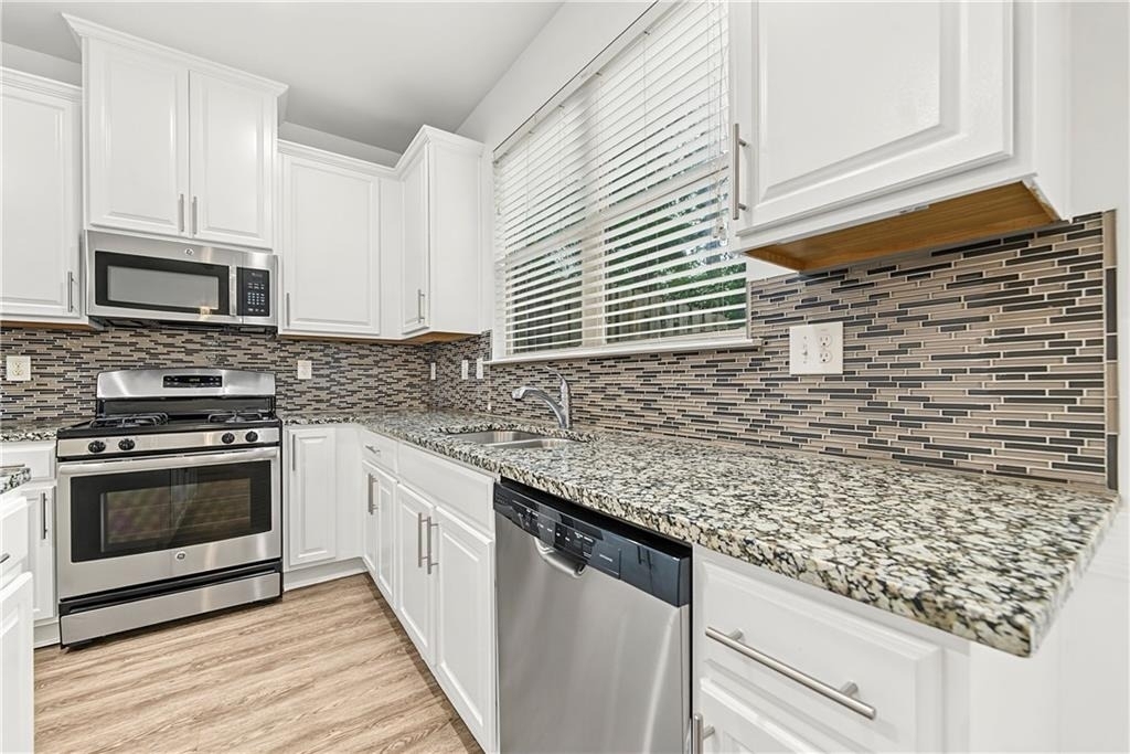 2038 Brightleaf Way - Photo 8