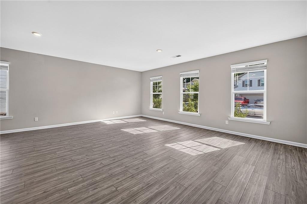 323 Golden Eagle Parkway - Photo 1