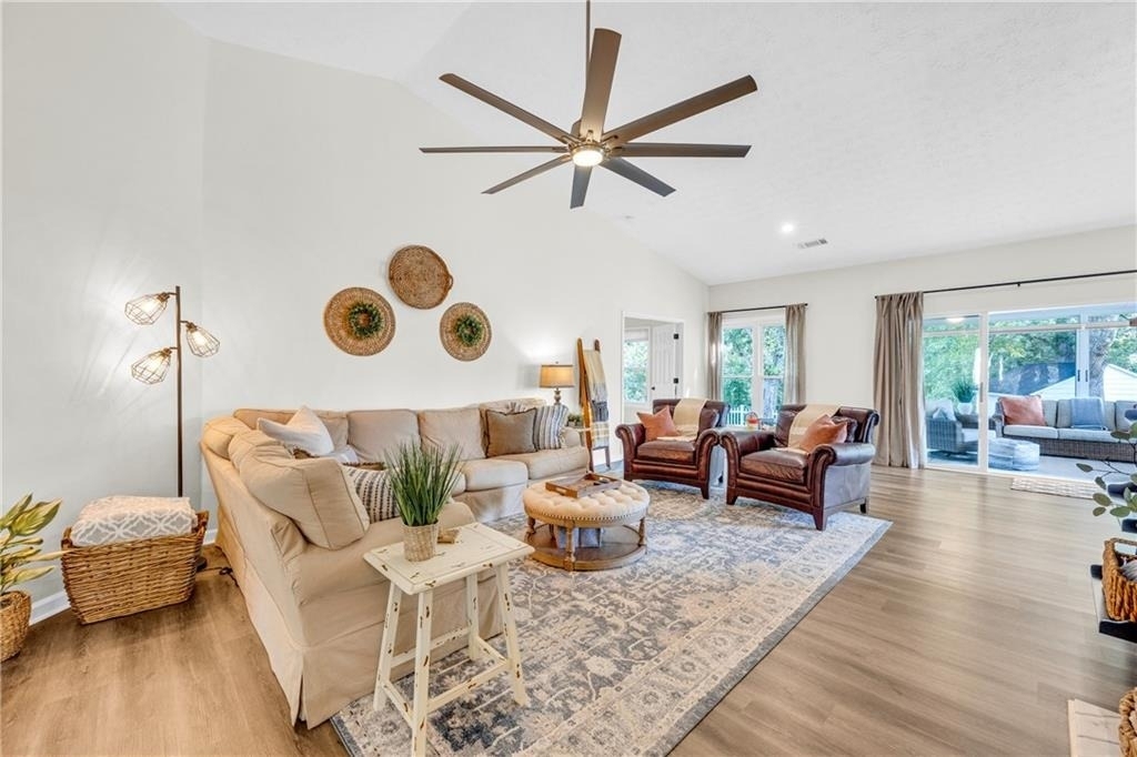 1525 Keystone Drive - Photo 6