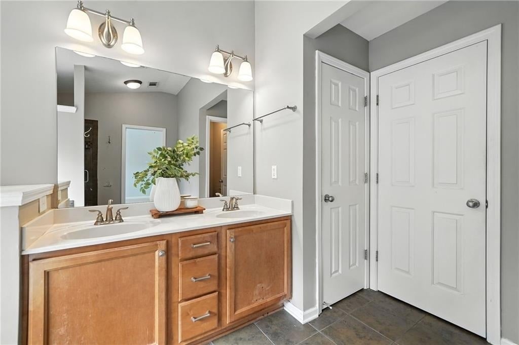 6030 Ellington Cove - Photo 21