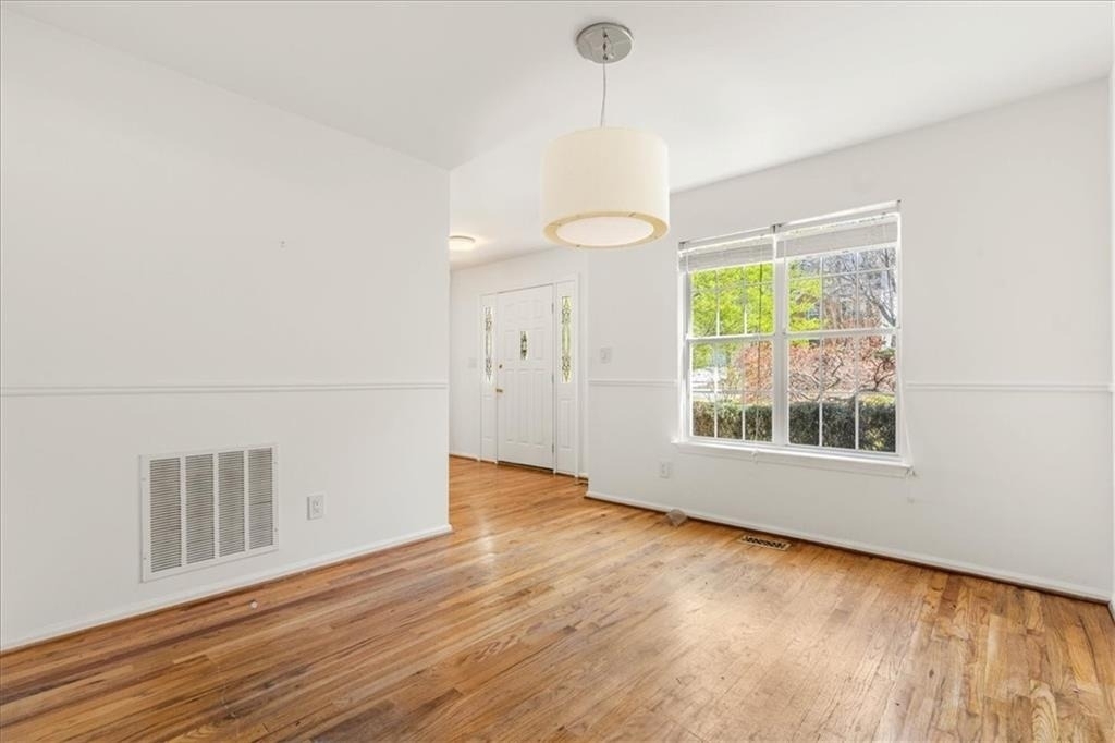 11190 Abbotts Station Drive - Photo 5