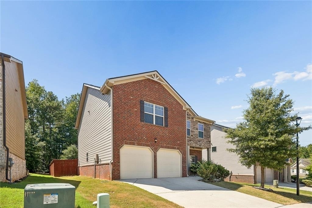 462 Fredrick Drive - Photo 1