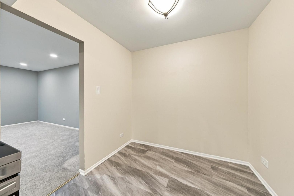 675 Grove Drive - Photo 4