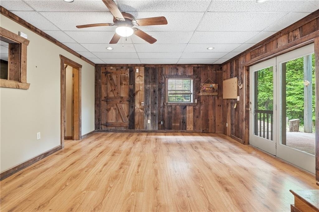 946 Laurel Circle - Photo 22