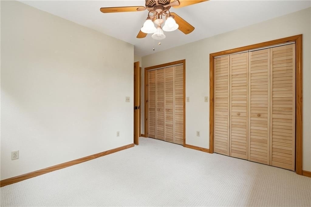 946 Laurel Circle - Photo 19