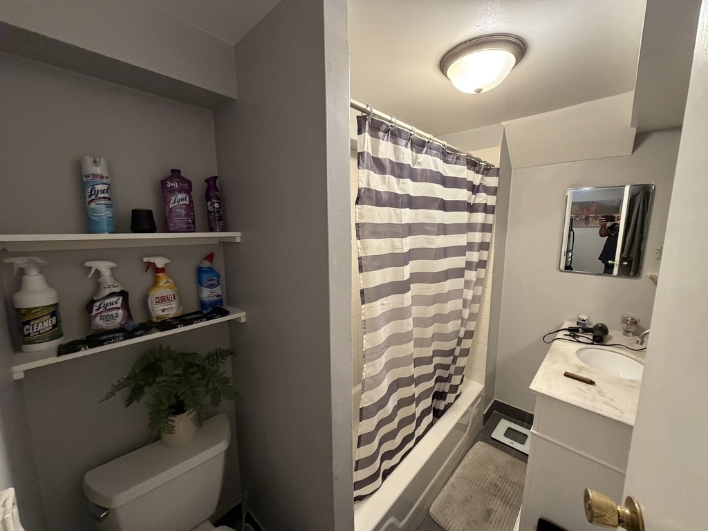 5420 N Campbell Avenue - Photo 11