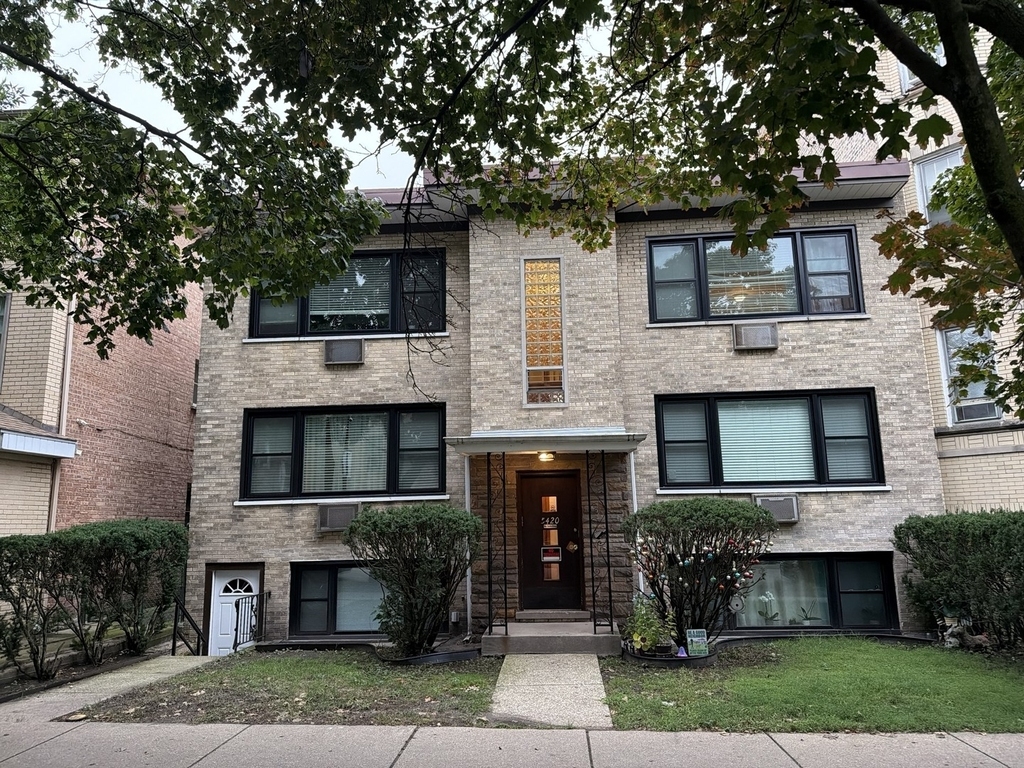 5420 N Campbell Avenue - Photo 0