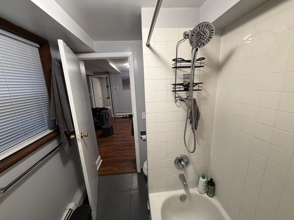 5420 N Campbell Avenue - Photo 9