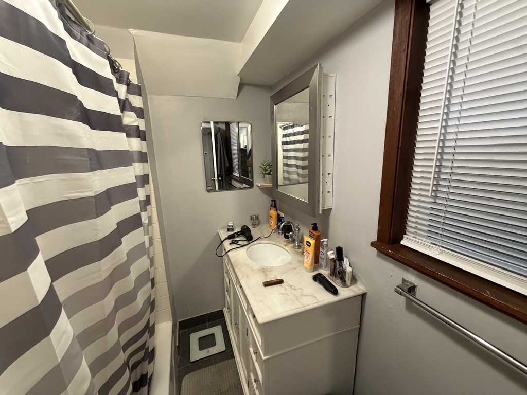 5420 N Campbell Avenue - Photo 10