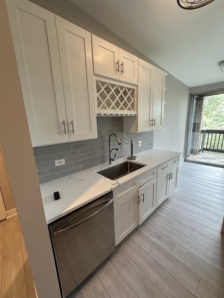 5700 Hillcrest Lane - Photo 8
