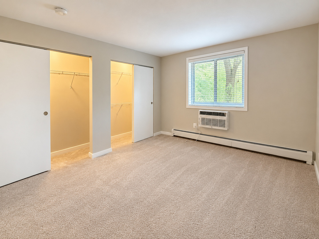 707 W Sheridan Road - Photo 8