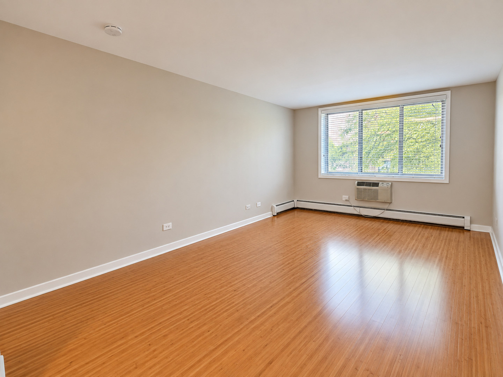 707 W Sheridan Road - Photo 6
