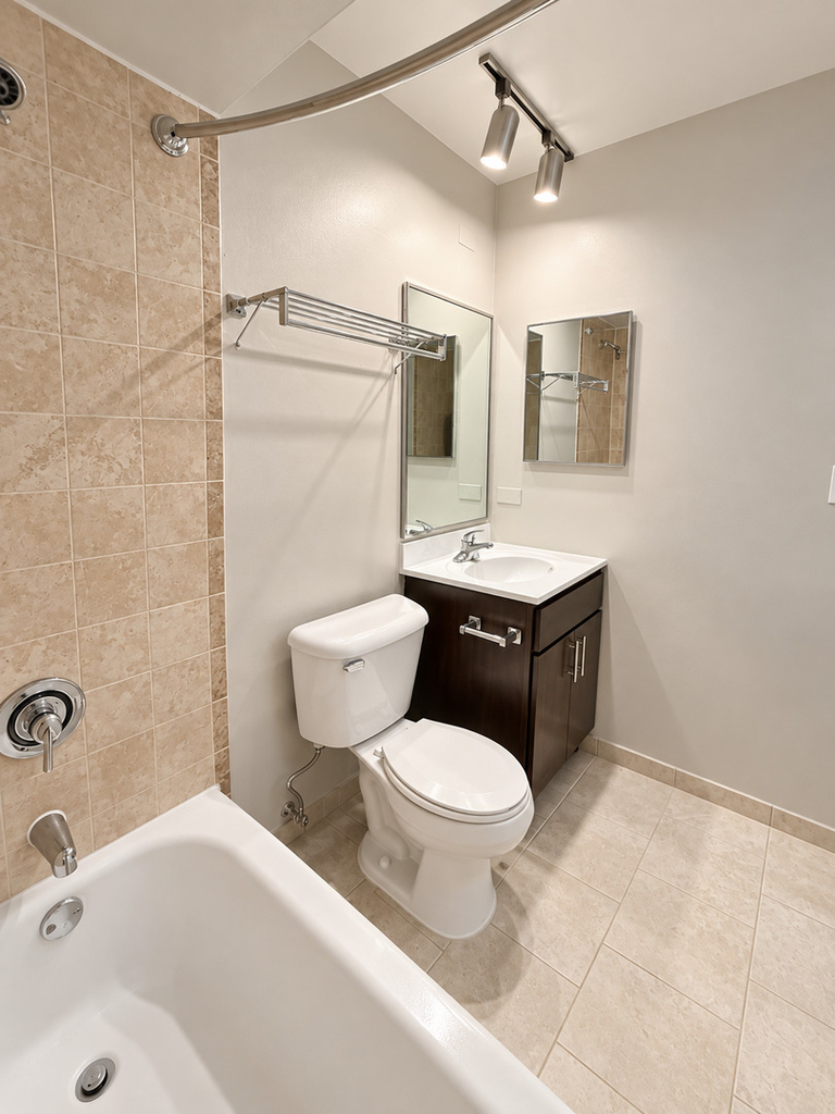 707 W Sheridan Road - Photo 14