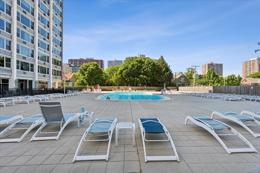 4250 N Marine Drive - Photo 16