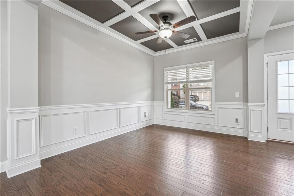 659 Lynnfield Drive - Photo 4