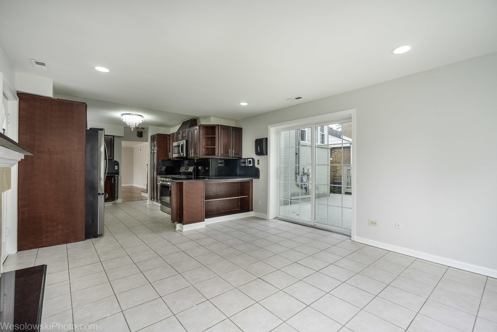 7261 N East Prairie Road - Photo 6