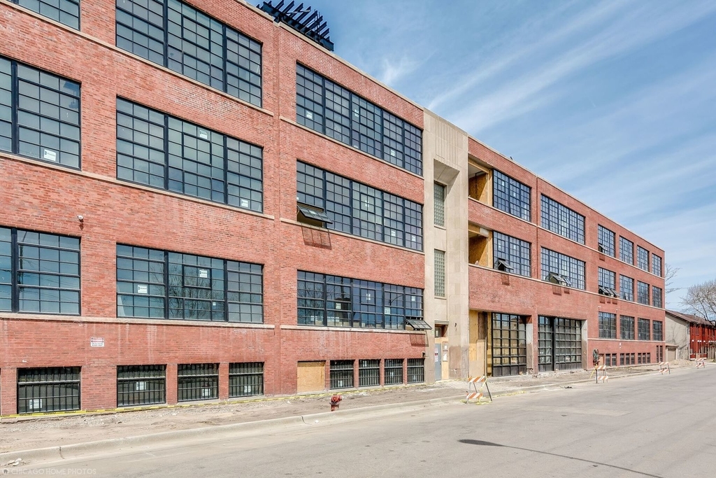 1432 W 21st Street - Photo 1