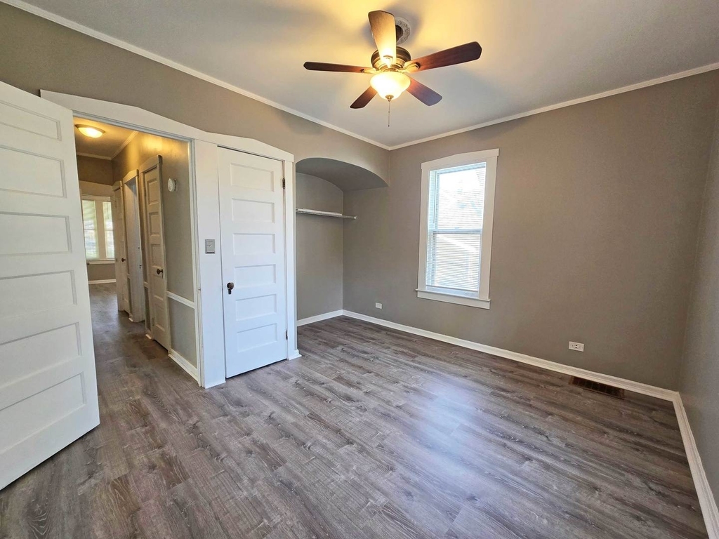 249 E Park Boulevard - Photo 13