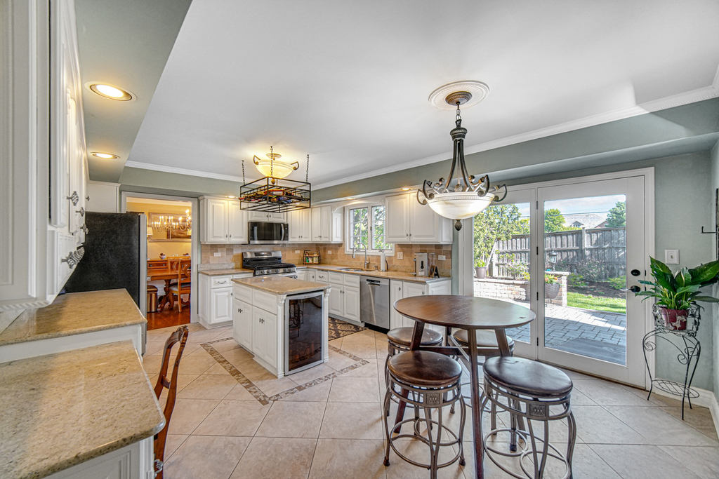 10700 Churchill Drive - Photo 7