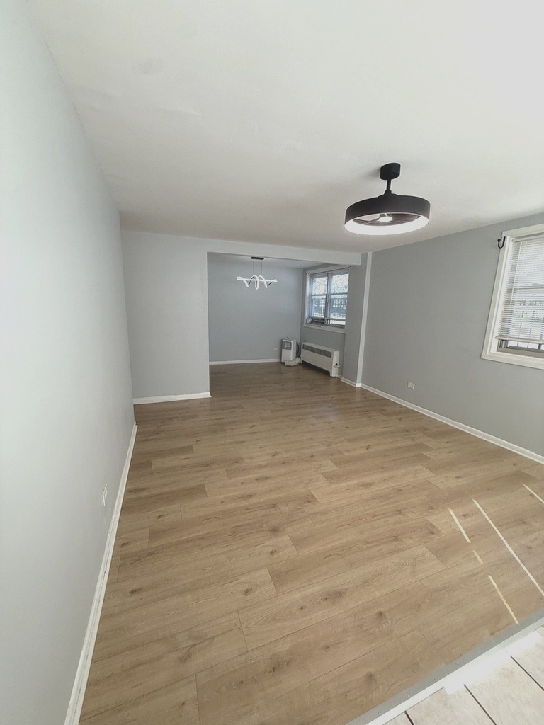 6700 S Paxton Avenue - Photo 10