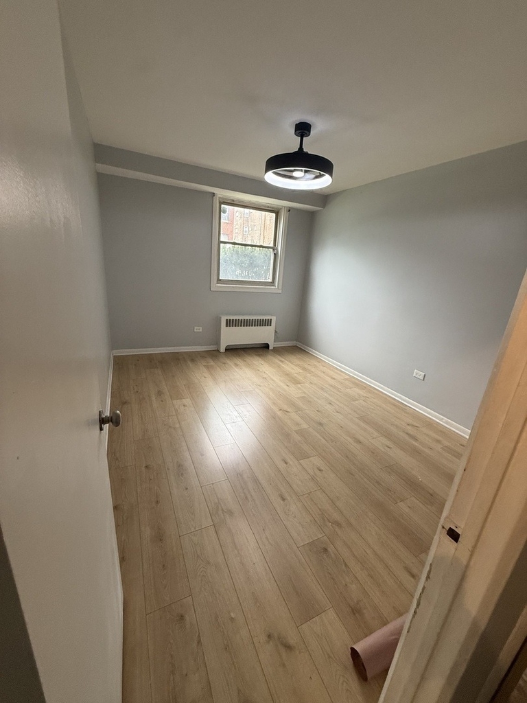 6700 S Paxton Avenue - Photo 1