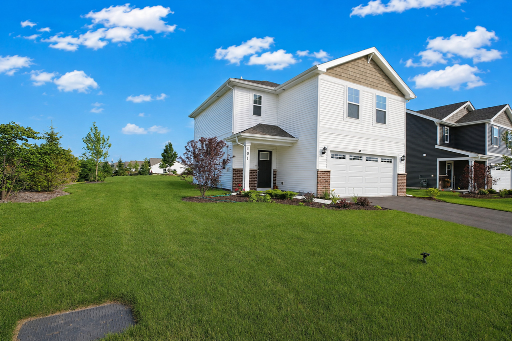 101 Fieldcrest Avenue - Photo 0