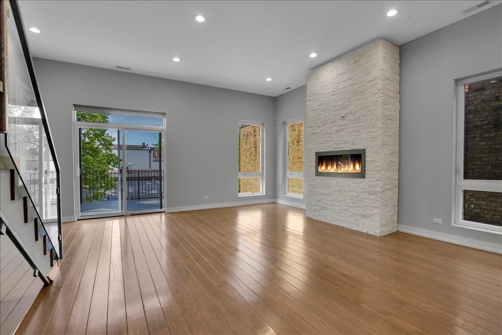 1821 W Armitage Avenue - Photo 4