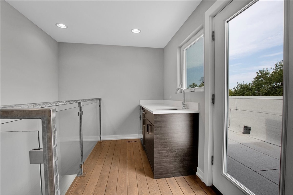 1821 W Armitage Avenue - Photo 25
