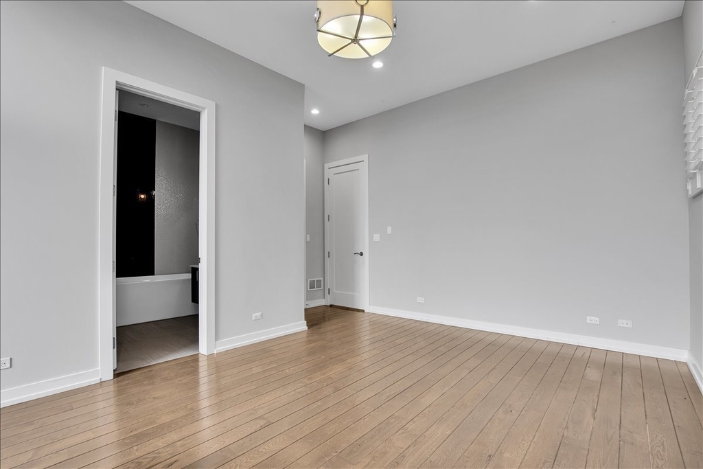 1821 W Armitage Avenue - Photo 14