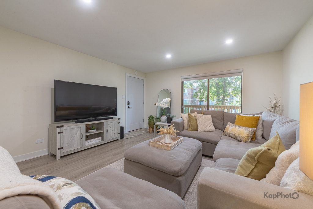 6612 W 64th Place - Photo 2