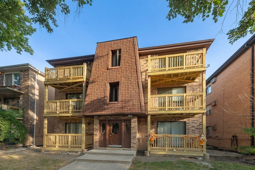 6612 W 64th Place - Photo 0