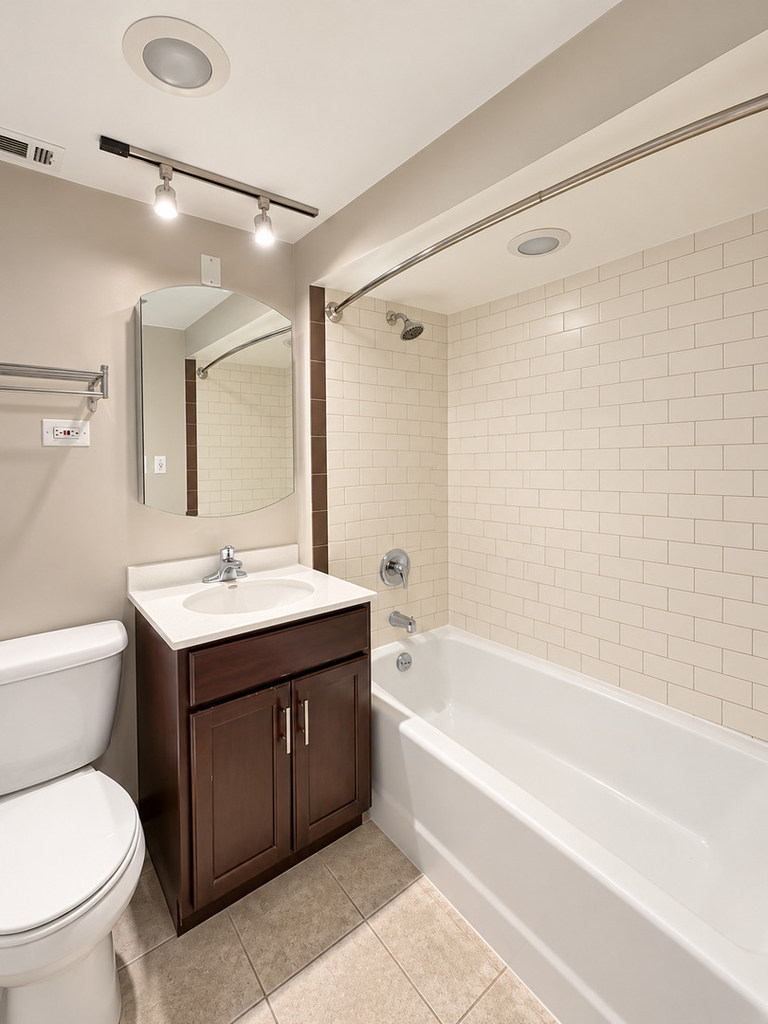 3170 N Sheridan Road - Photo 12