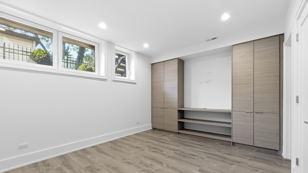 6227 D S Ellis Avenue - Photo 27
