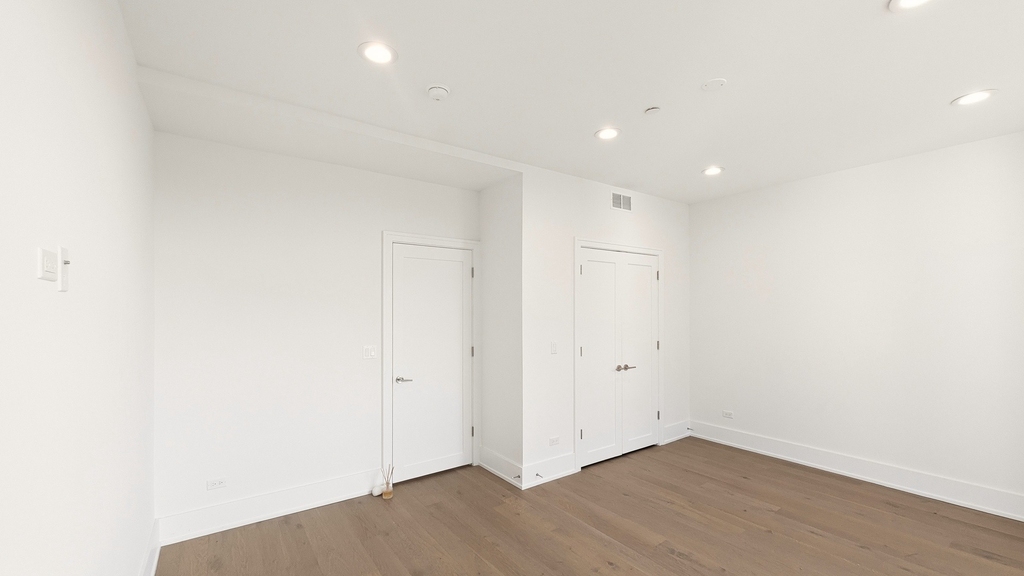 6227 D S Ellis Avenue - Photo 11