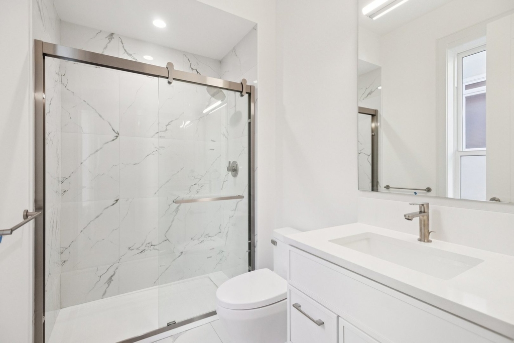 2323 N Lister Avenue - Photo 13