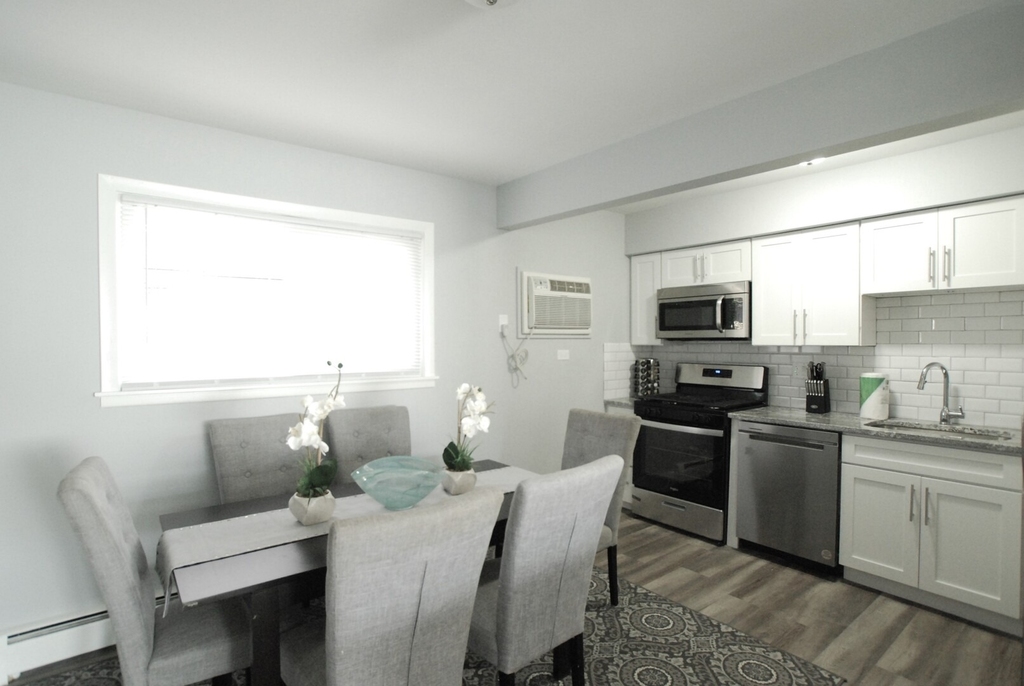 2246 S 17th Avenue - Photo 2