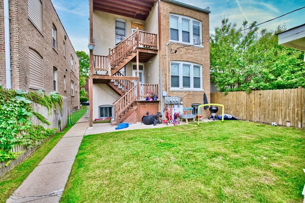 6609 N Artesian Avenue - Photo 3