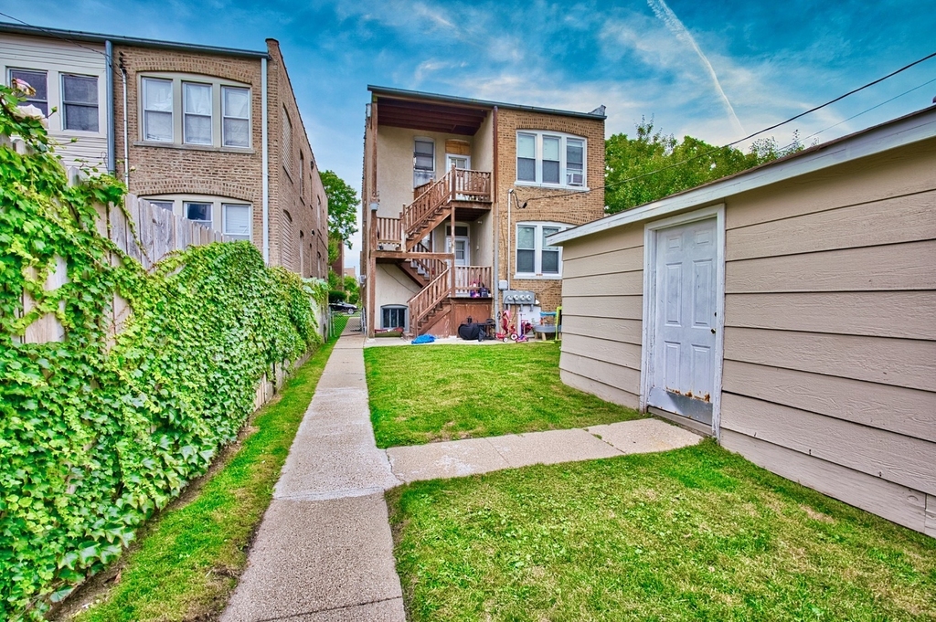 6609 N Artesian Avenue - Photo 4